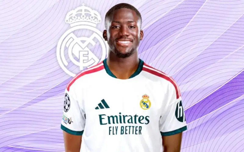 ريال مدريد يعلن التعاقد رسمياً مع المدافع الفرنسي إبراهيما كوناتي في صفقة انتقال حر